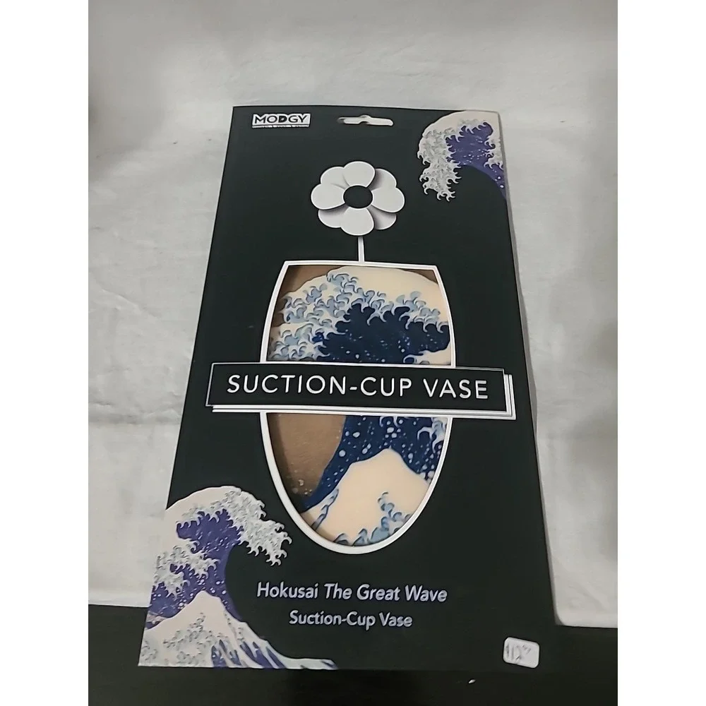 Modgy‎ Hokusai The Great Wave Suction-Cup Vase